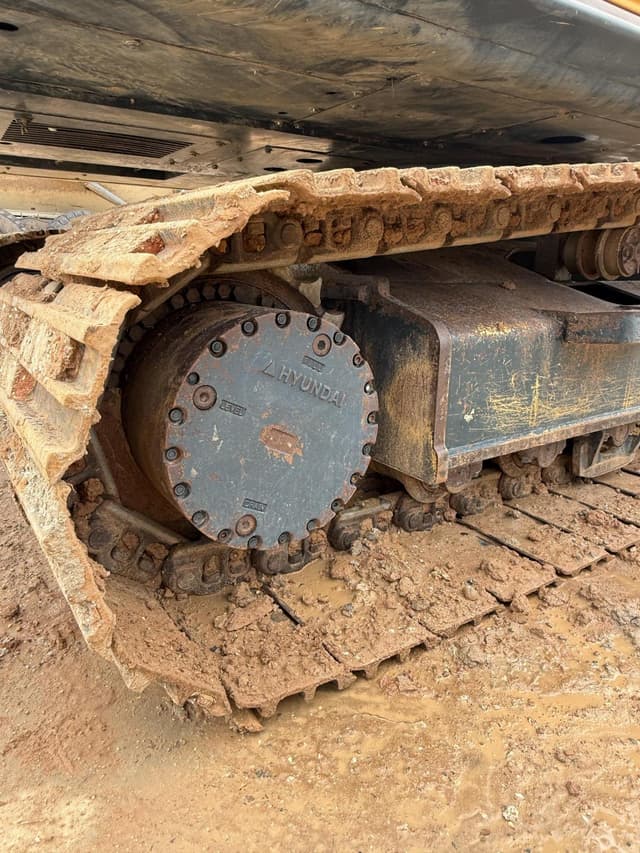 Image of Hyundai HX260L equipment image 2