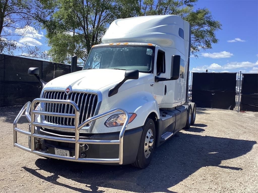 2021 International LT Equipment Image0