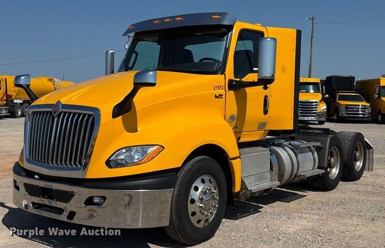 2021 International LT625 Equipment Image0