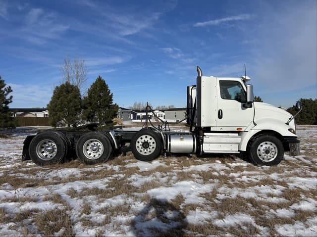 Image of International RH613 equipment image 3