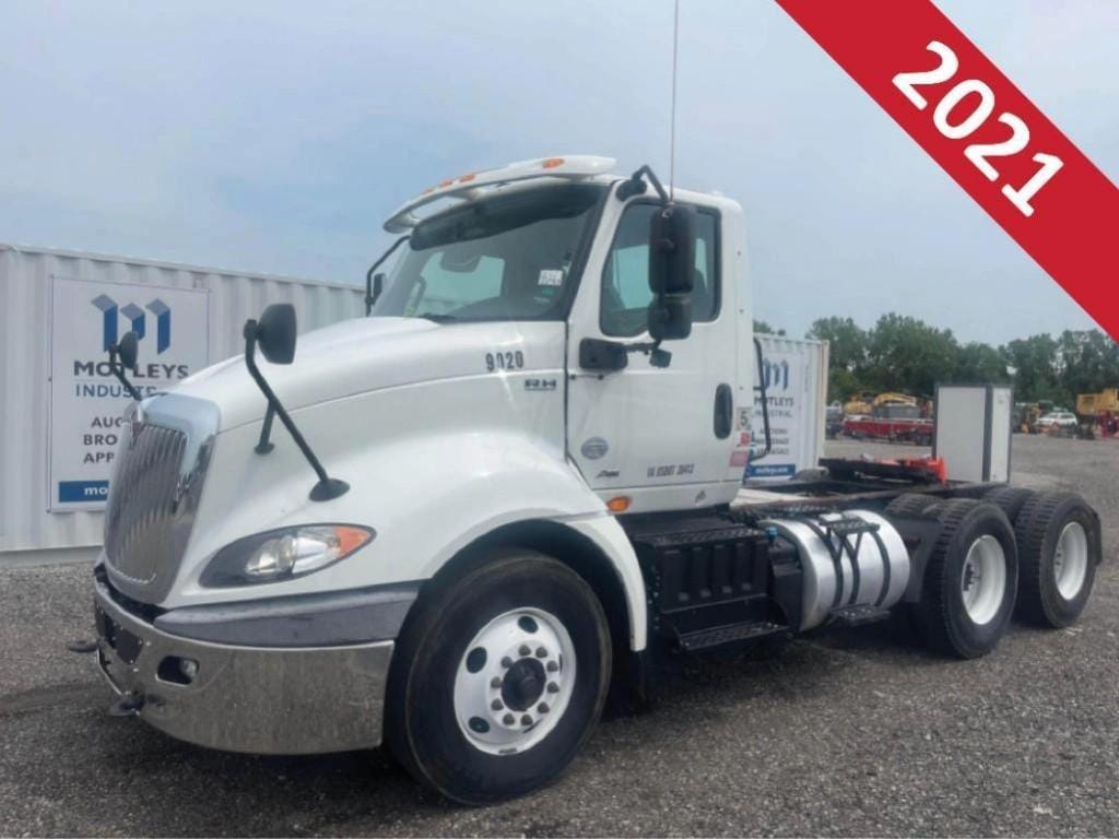 2021 International RH613 Equipment Image0