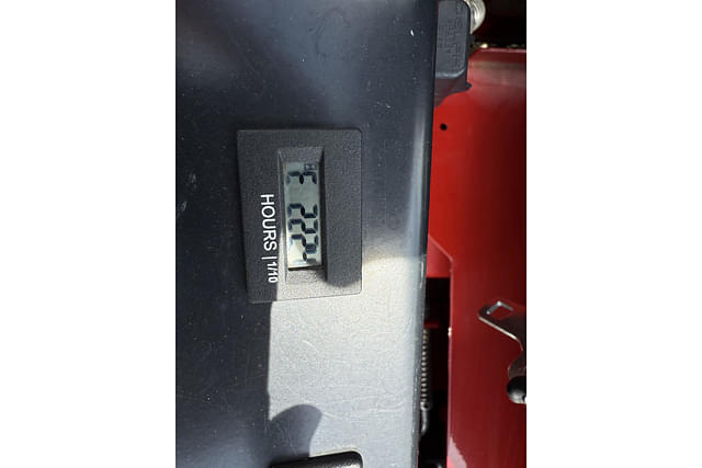 Image of Ferris ISX3300 equipment image 3