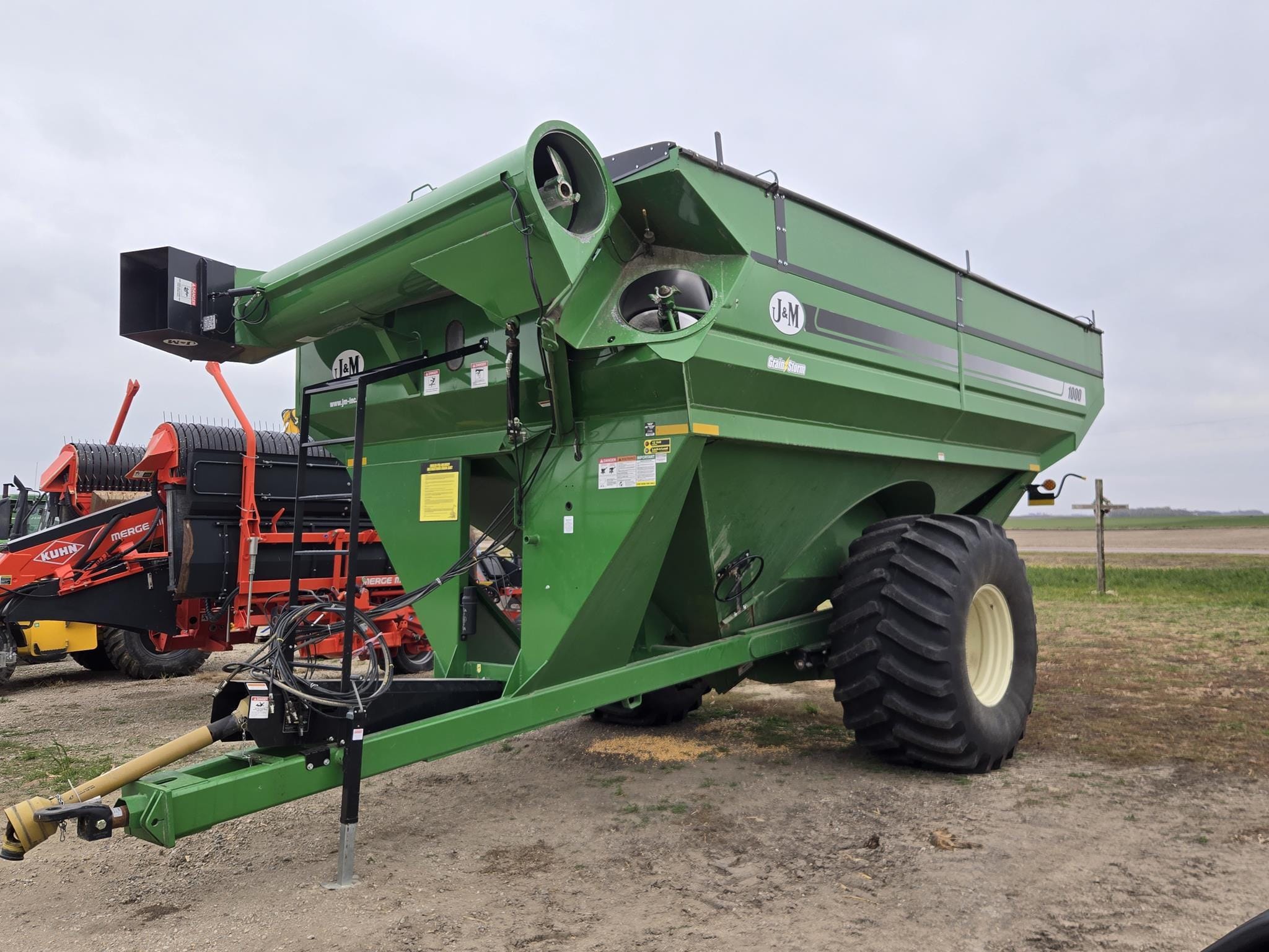 2021 J&M 1000-20 Equipment Image0