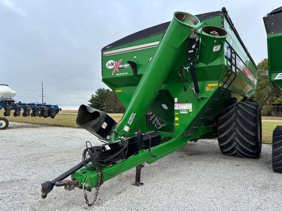 2021 J&M 1312 Equipment Image0