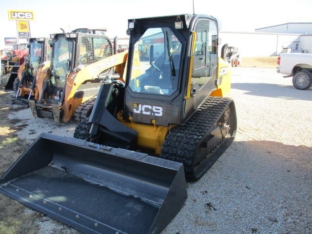 2021 JCB 270T Equipment Image0