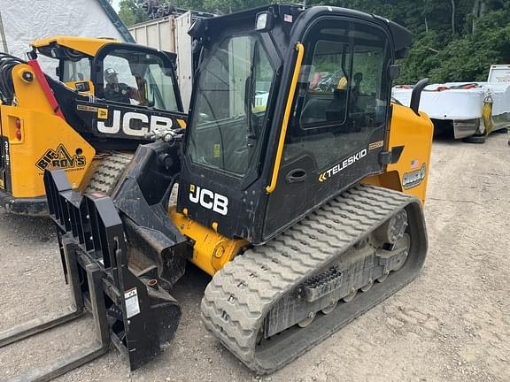Image of JCB 3TS-8T equipment image 2