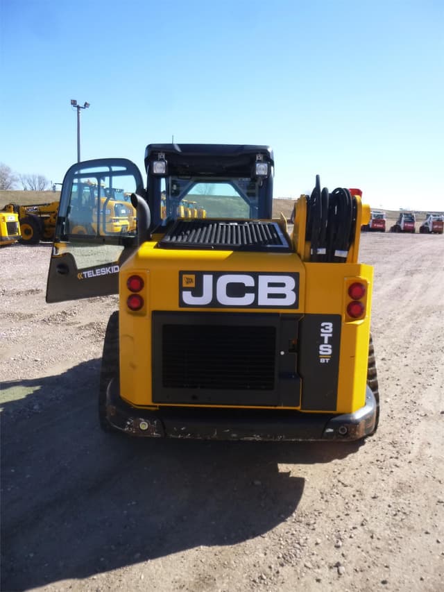 Image of JCB 3TS-8T equipment image 2