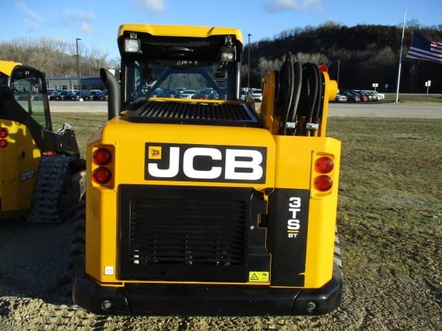 Image of JCB 3TS-8T equipment image 4