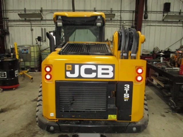 Image of JCB 3TS-8T equipment image 2