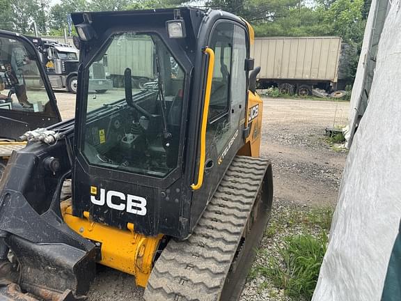 Image of JCB 3TS-8T equipment image 1