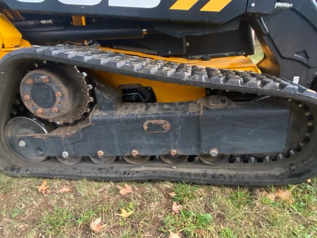 Image of JCB 3TS-8T equipment image 2