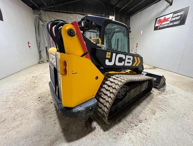 Image of JCB 3TS-8T equipment image 4