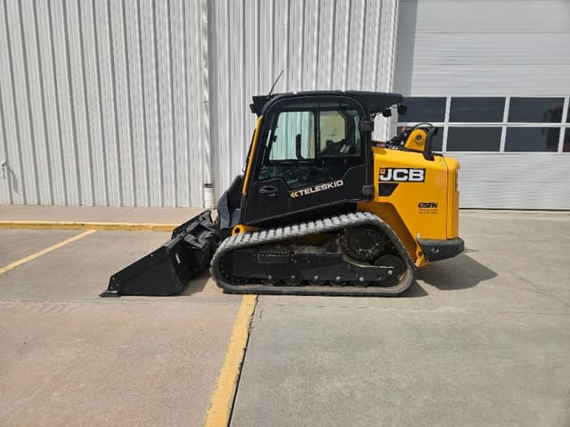 Image of JCB 3TS-8T equipment image 1
