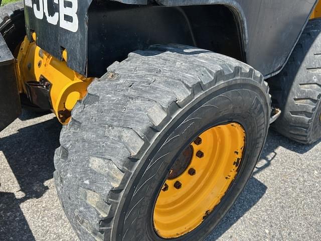 Image of JCB 3TS-8W equipment image 2