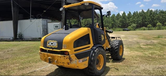 Image of JCB 407 equipment image 4