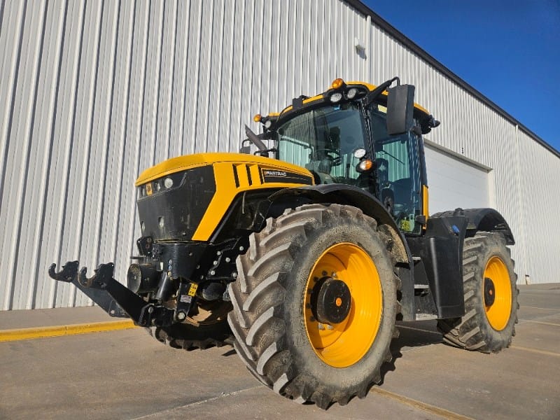 2021 JCB Fastrac 4220 Equipment Image0