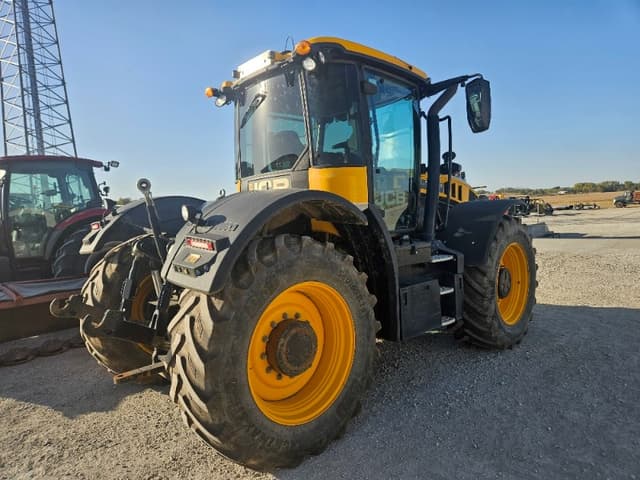 Image of JCB Fastrac 4220 equipment image 1