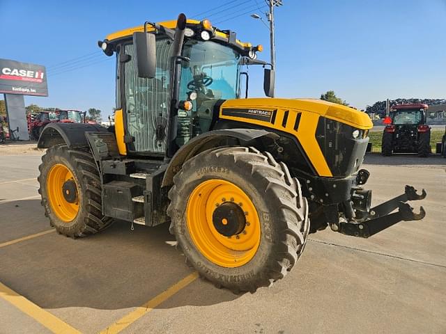 Image of JCB Fastrac 4220 equipment image 3