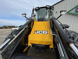 Main image JCB 427 13