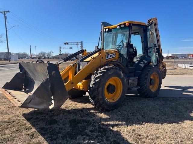 2021 JCB 4CX-14 Super Equipment Image0