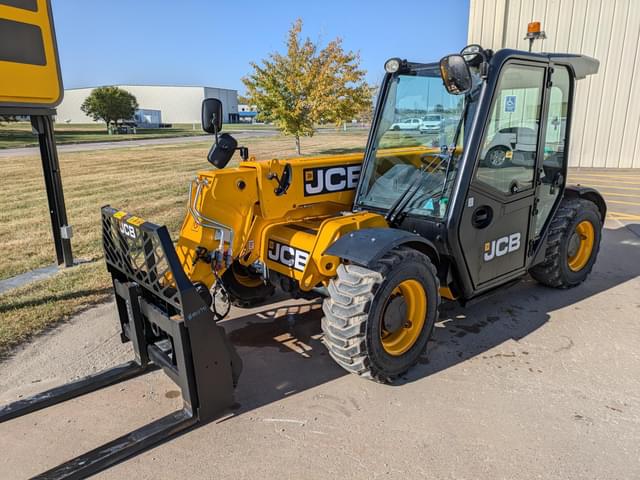 Image of JCB 505-20 equipment image 2
