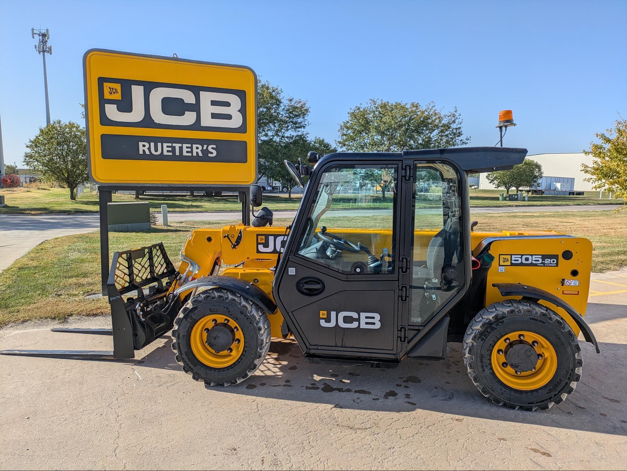 2021 JCB 505-20 Equipment Image0