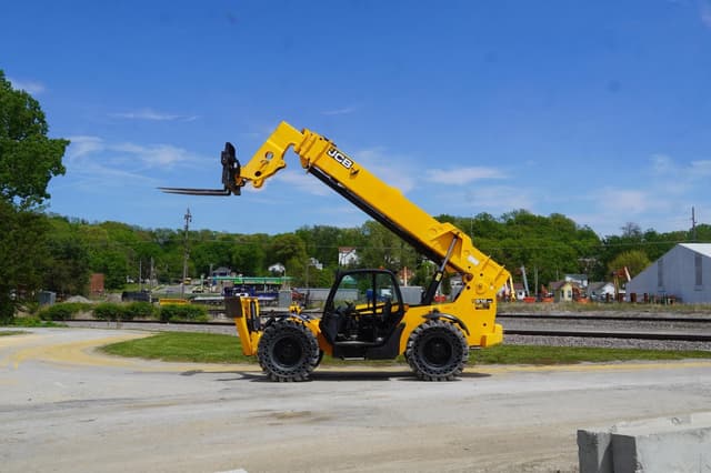 Image of JCB 512-56 equipment image 1