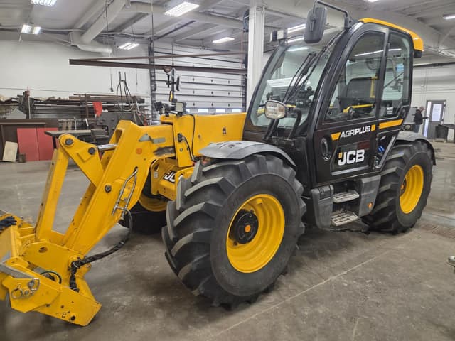 Image of JCB 542-70 Agri Plus equipment image 1