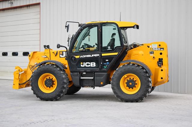 Image of JCB 560-80 Agri Super equipment image 1