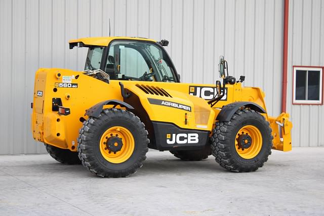 Image of JCB 560-80 Agri Super equipment image 4