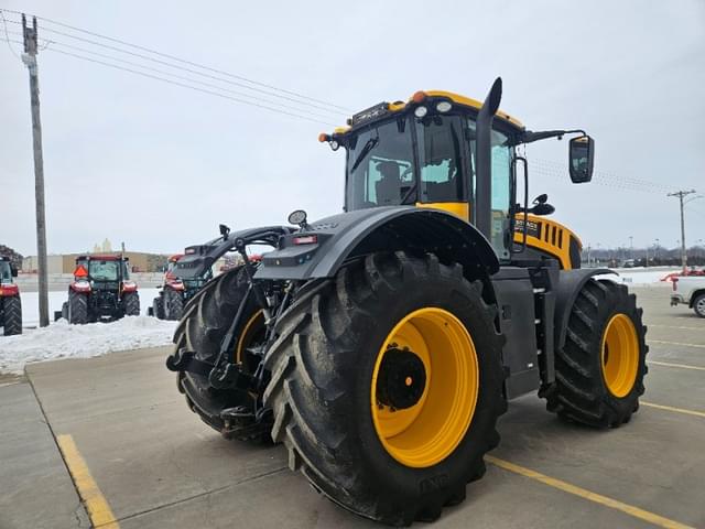 Image of JCB Fastrac 8330 equipment image 2