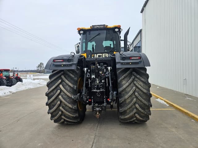Image of JCB Fastrac 8330 equipment image 3