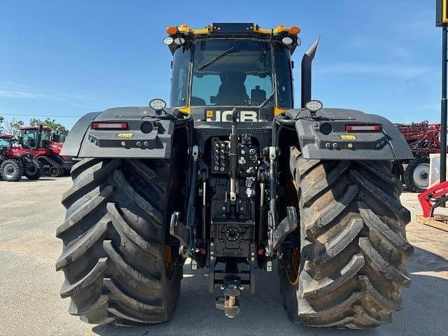 Image of JCB Fastrac 8330 equipment image 3