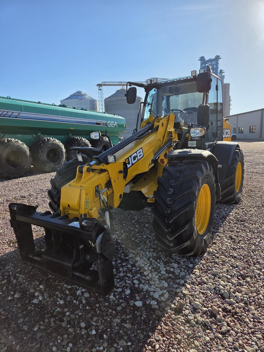 Image of JCB TM320 Image 1