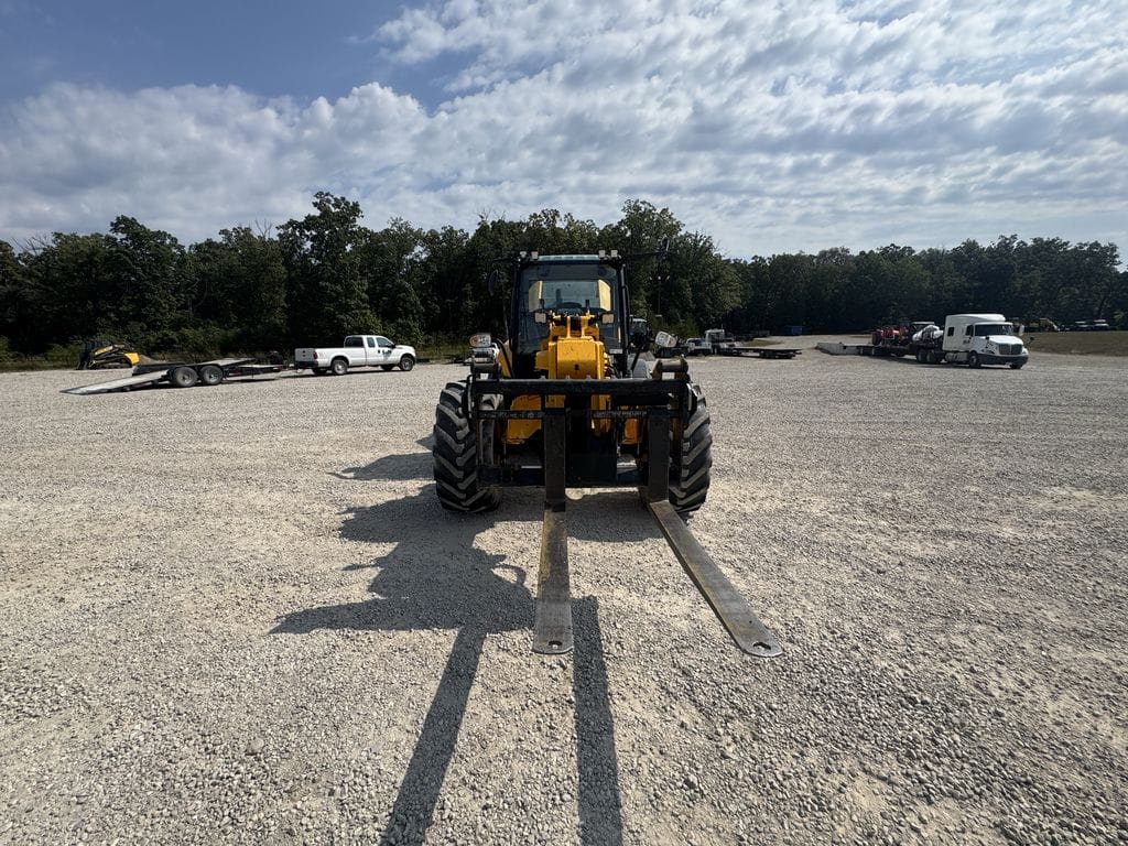 2021 JCB TM320 Equipment Image0