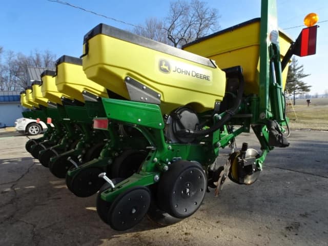 Image of John Deere 1755 equipment image 4