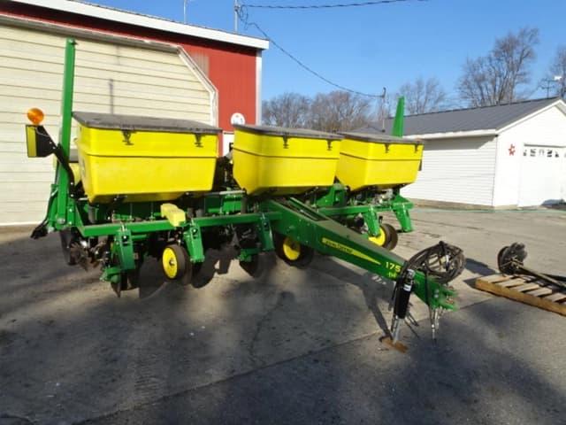 Image of John Deere 1755 equipment image 2