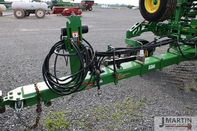 Image of John Deere 2230FH equipment image 4