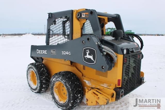 Image of John Deere 324G equipment image 2