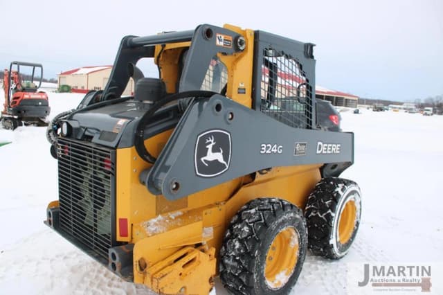 Image of John Deere 324G equipment image 3