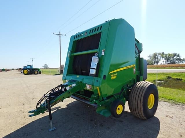 Image of John Deere 560M equipment image 2