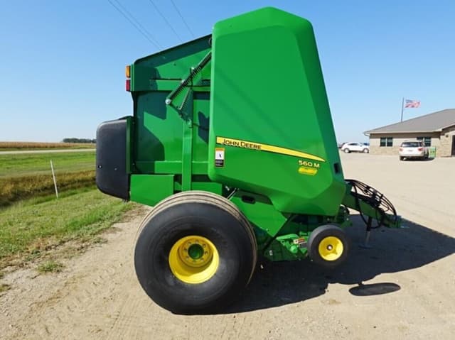Image of John Deere 560M equipment image 1