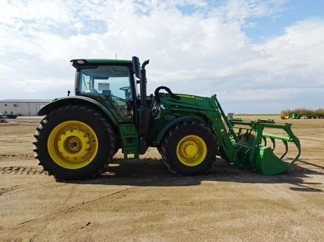 Image of John Deere 6155R equipment image 3