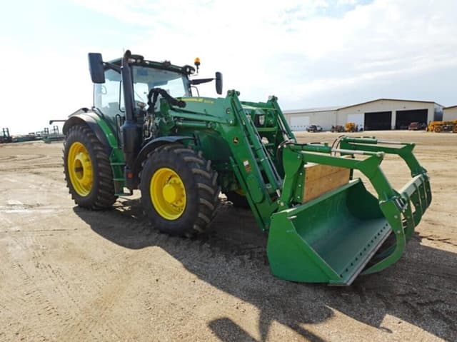 Image of John Deere 6155R equipment image 2