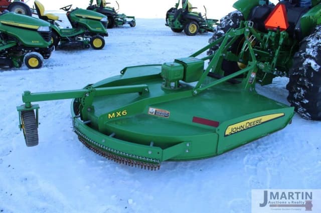 Image of John Deere MX6 equipment image 2