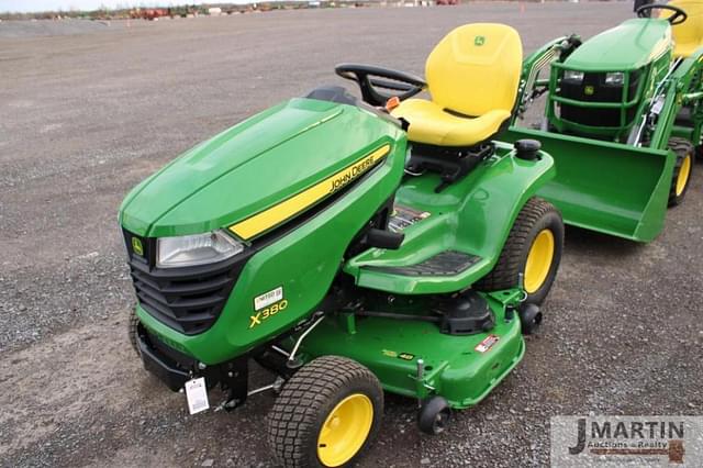 Image of John Deere X380 equipment image 1