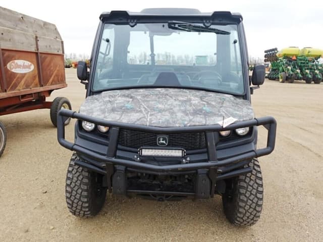 Image of John Deere XUV 835M equipment image 4