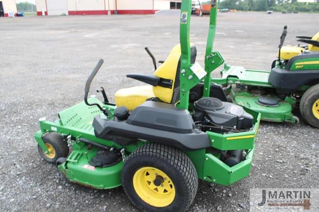 Image of John Deere Z720E equipment image 3
