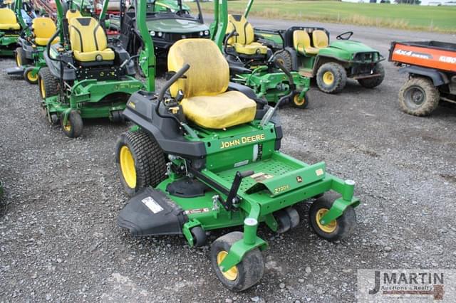 Image of John Deere Z720E equipment image 1