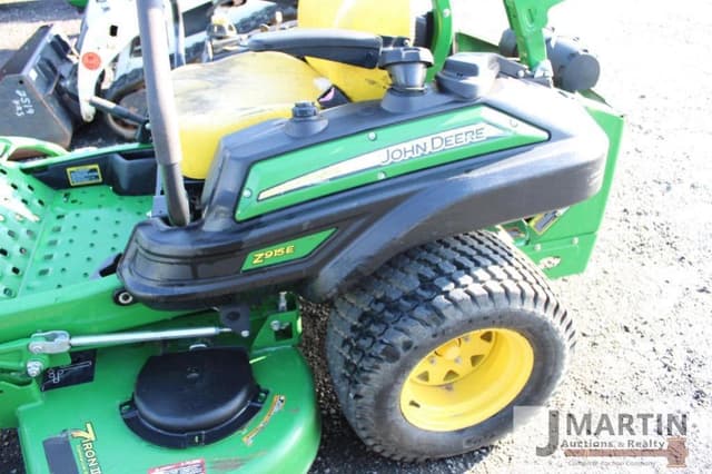 Image of John Deere Z915E equipment image 4